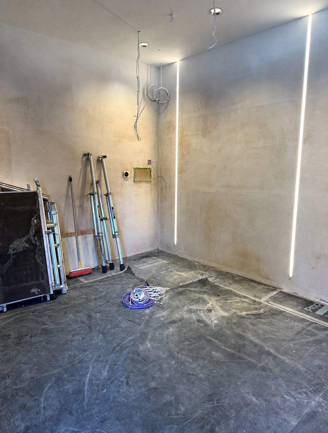 Renovation room cleared and ready for the next trade
